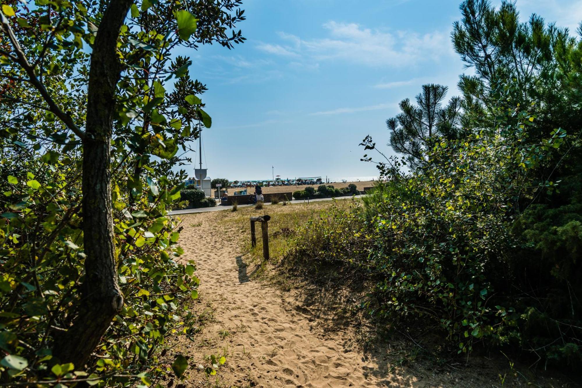Residenza Al Parco Lejlighedshotel Bibione Eksteriør billede