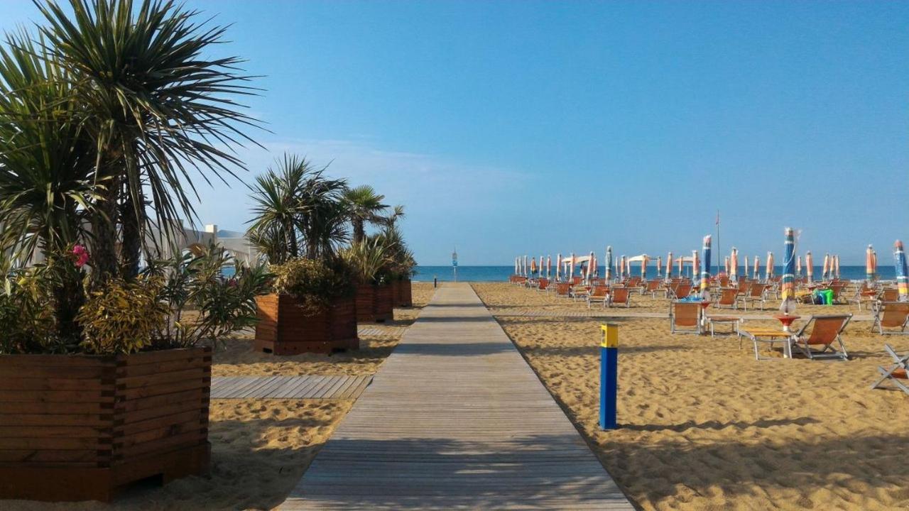 Residenza Al Parco Lejlighedshotel Bibione Eksteriør billede